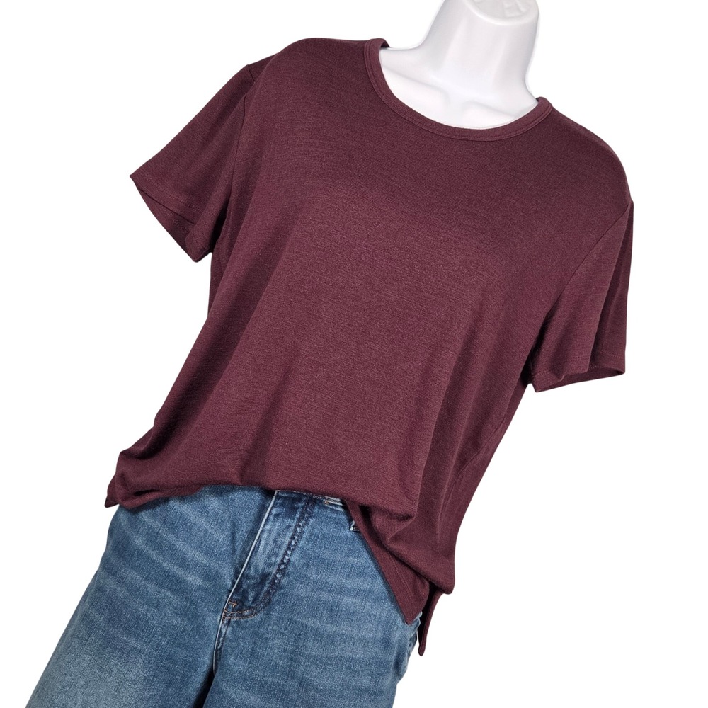 Aritzia Wilfred Free Womens Medium Short Sleeve Knit Top Burgundy Crewneck